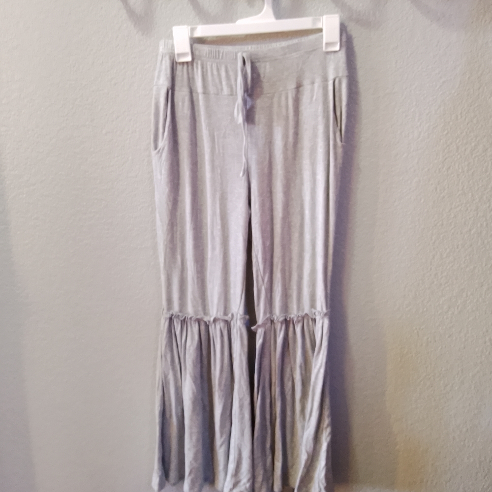 SHEIN Gray Curve Pants